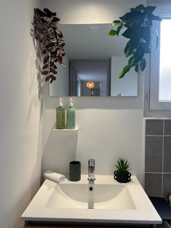 Apartament Le Cocon Moulinois, Proche Gare Avec Services By Primo C0Nciergerie Moulins  Zewnętrze zdjęcie
